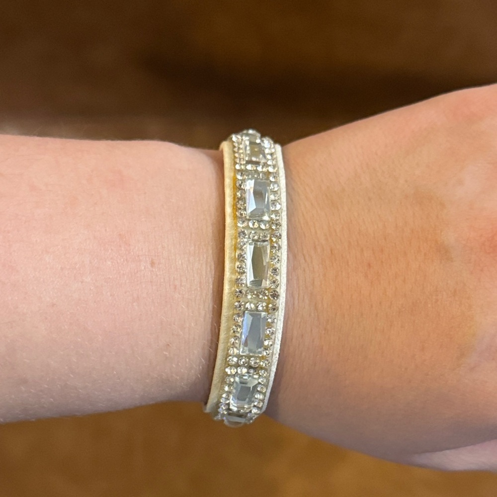 Elegant Silver and Gold Bracelet